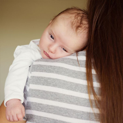 علائم کمآبی بدن در نوزادان